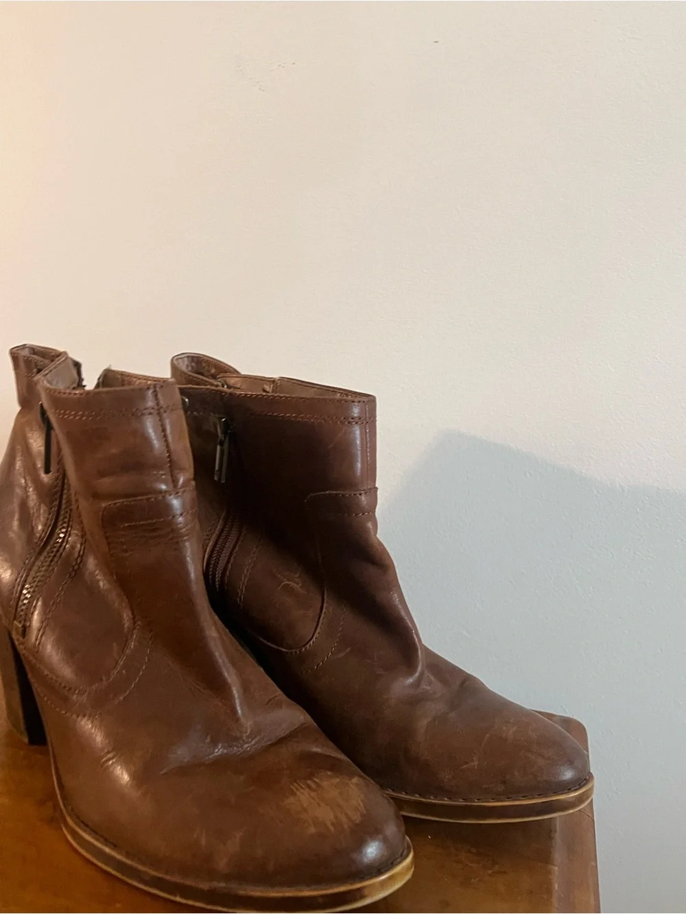 Lucky Brand Brown Leather Ankle Boots Block Heel Women’s Size 8.5